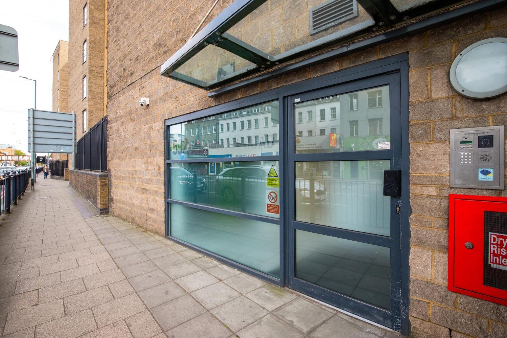Apartamento Londwell, & Limehouse Balcony - Views